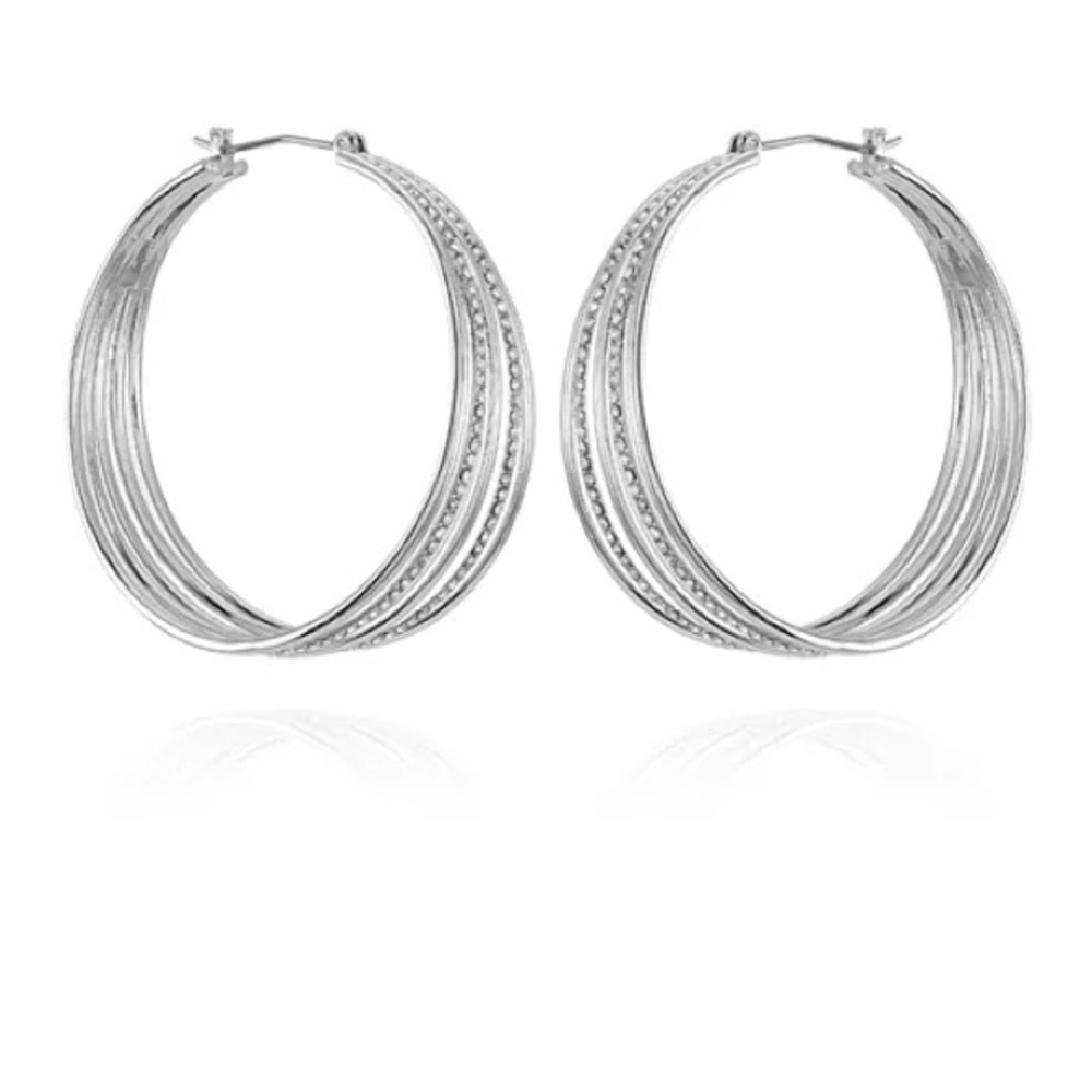 NWT Vince Camuto Silver-Tone Chunky Hoop Earrings Modern Timeless Casual Classy